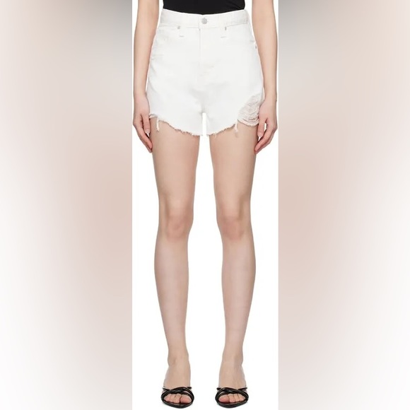 Levi’s Jean Shorts - Levi’s White Mom Shorts Size 31 - NWT - Picture 2 of 4